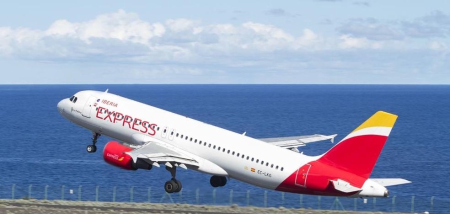 Испанската авиокомпания Иберия експрес отменя полети заради стачка